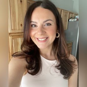 Meet your Posher, Marissa